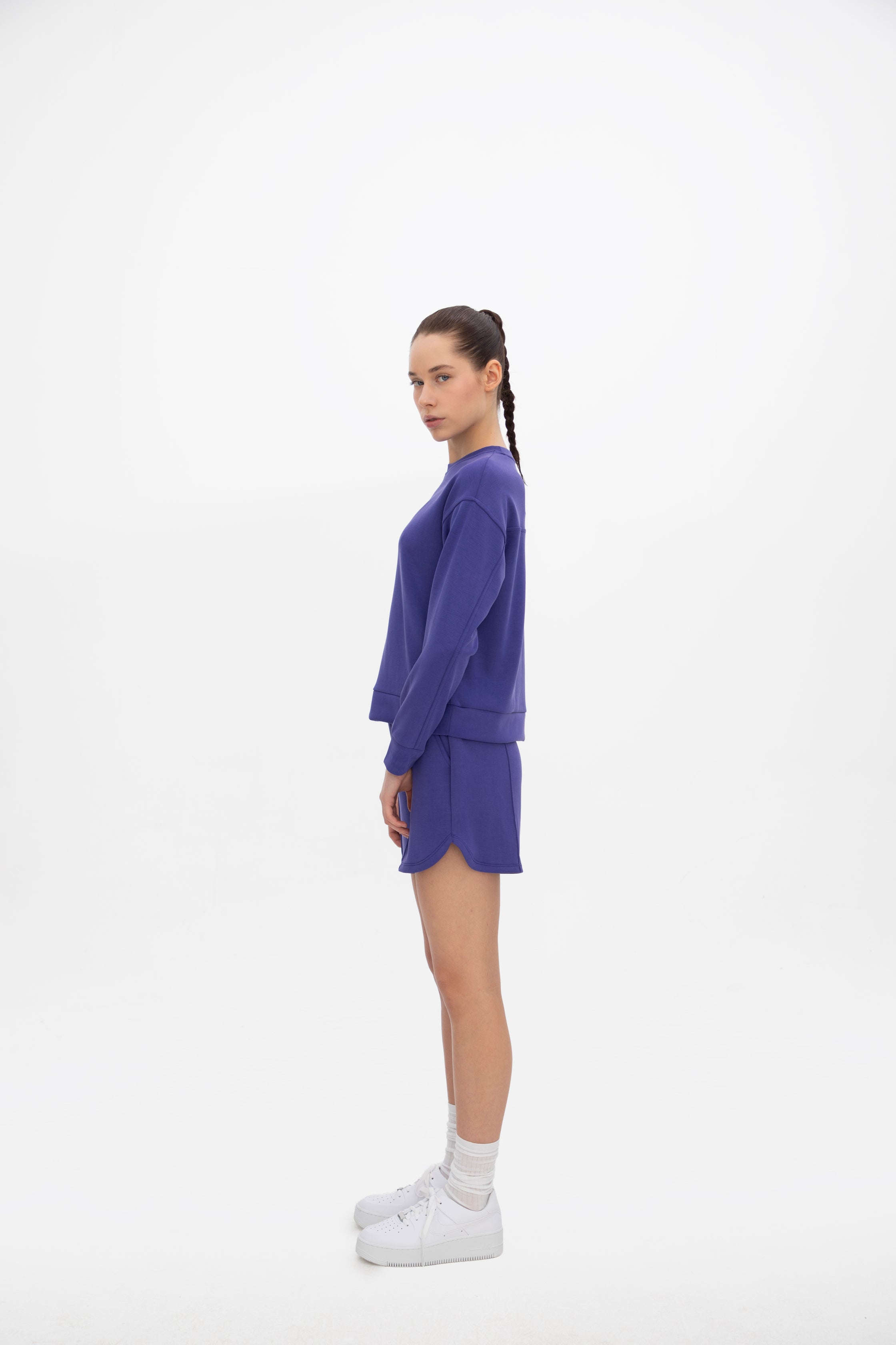 Peach Fuzz Effect Rahat Kesim Crop Sweatshirt